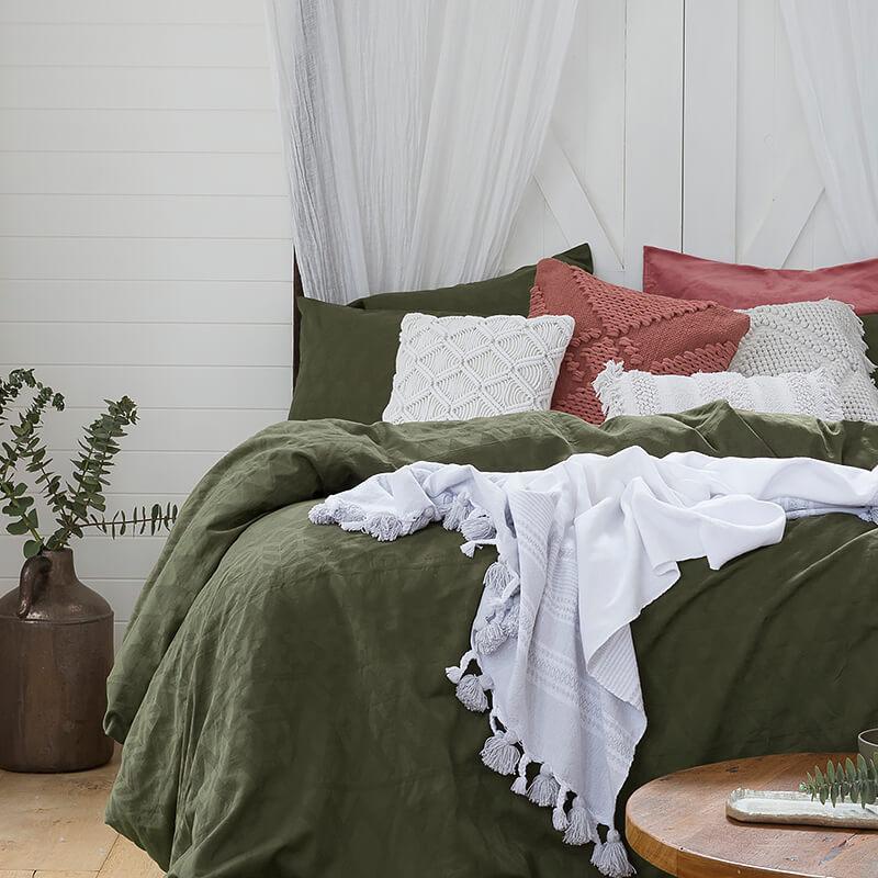 Bambury King Jacquard Quilt Cover Set (Elvira) image