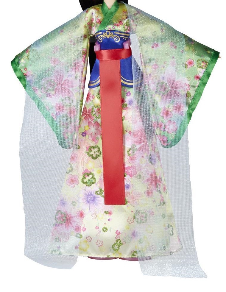 Disney: Princess Royal Collection - Mulan Deluxe Fashion Doll image