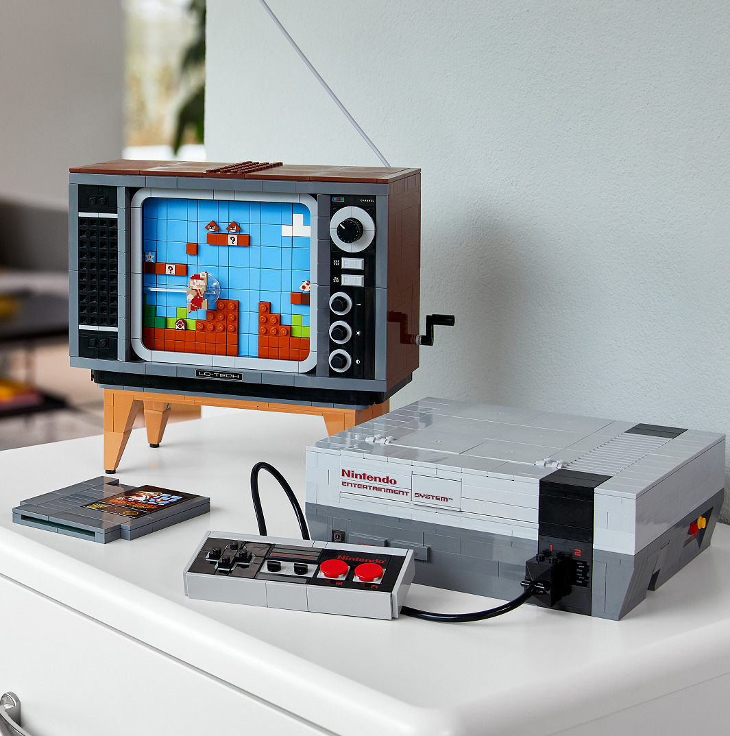 LEGO: Super Mario - Nintendo Entertainment System (71374) image