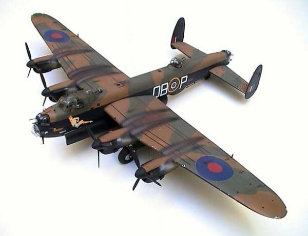 Tamiya 1/48 Grand Slam Bomber Lancaster - Model Kit image