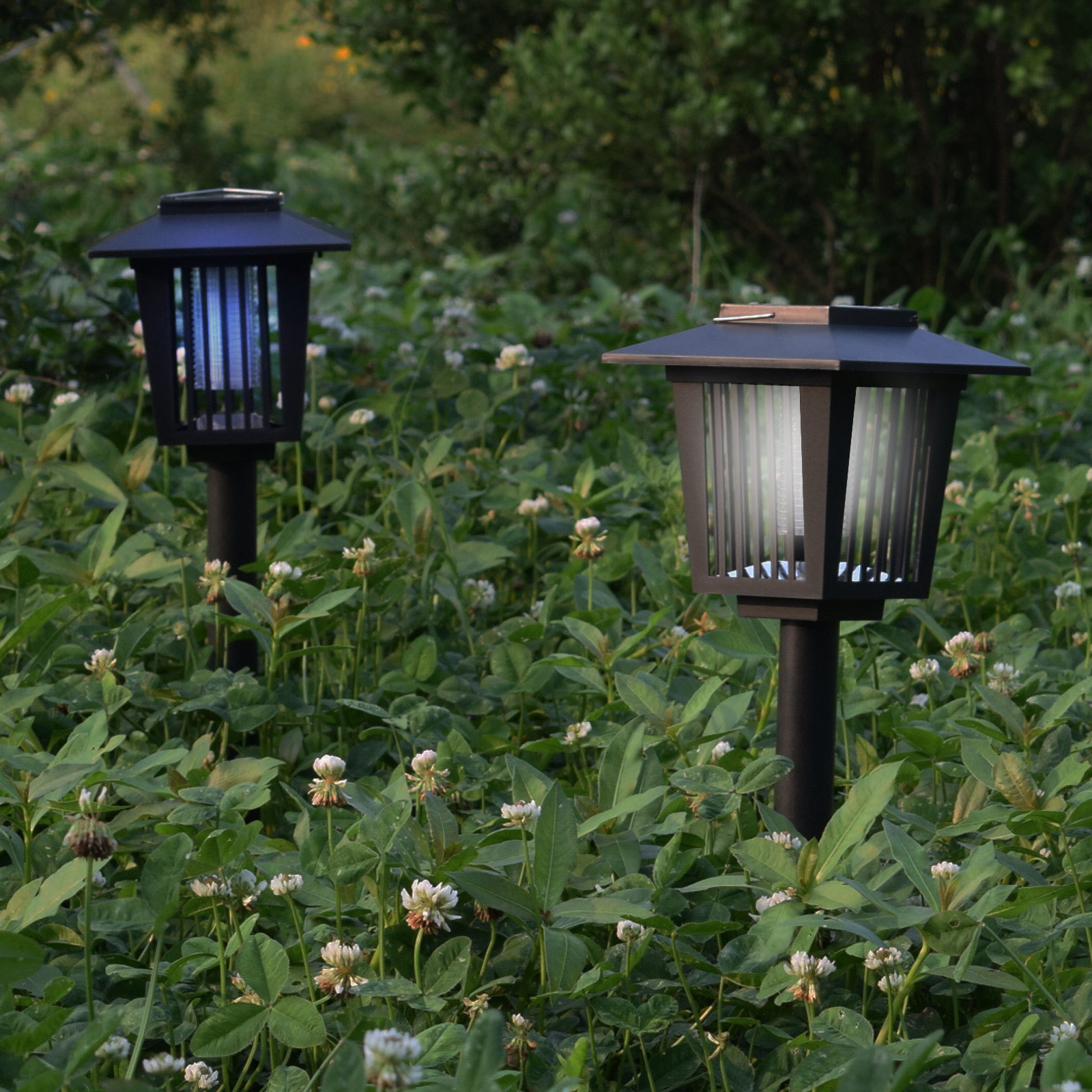 Premium 2in1 Solar Bug Zapper at Mighty Ape NZ