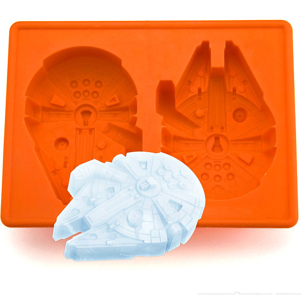 Millennium Falcon Silicone Ice Tray image