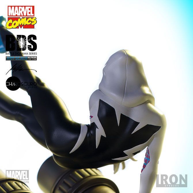 Spider-Gwen - 1:10 Scale Statue image