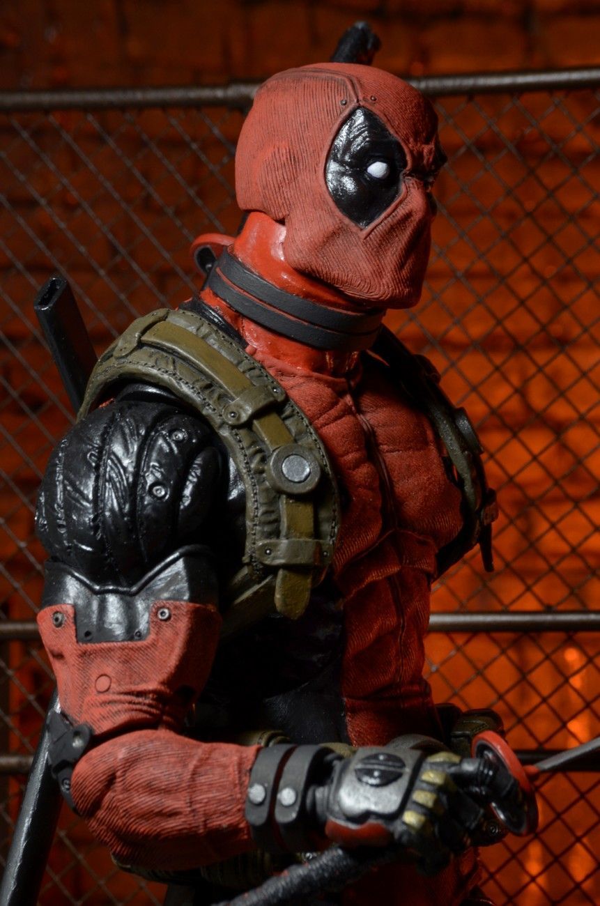 Deadpool - 1:4 Scale Action Figure