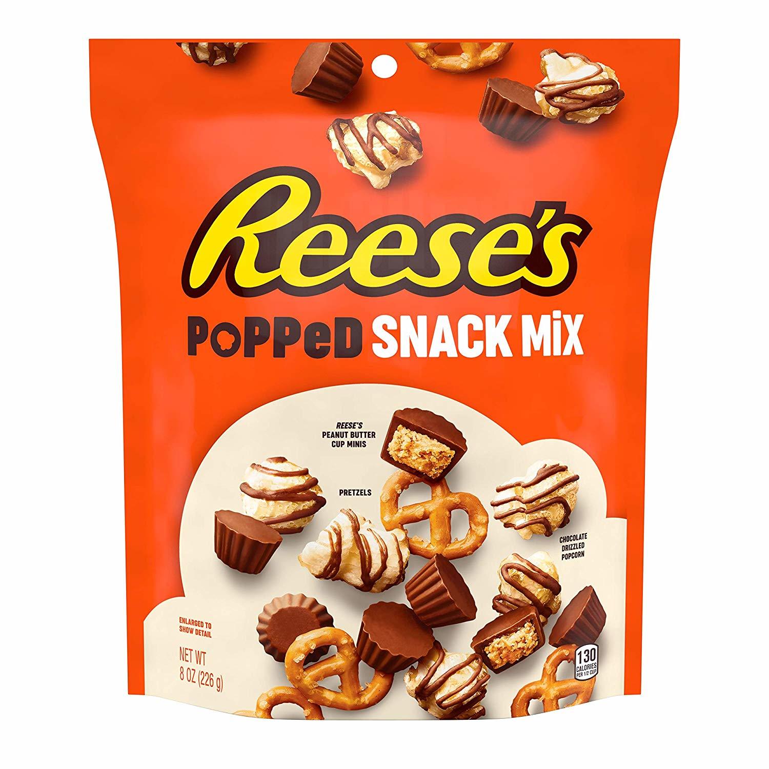 Reese's Popped Snack Mix Pouch (226g) image