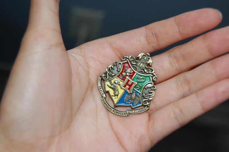 Harry Potter Hogwarts House Crest Pin Set