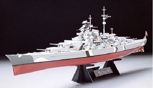 Tamiya 1/350 German WWII Battleship Bismarck - Model Kit image