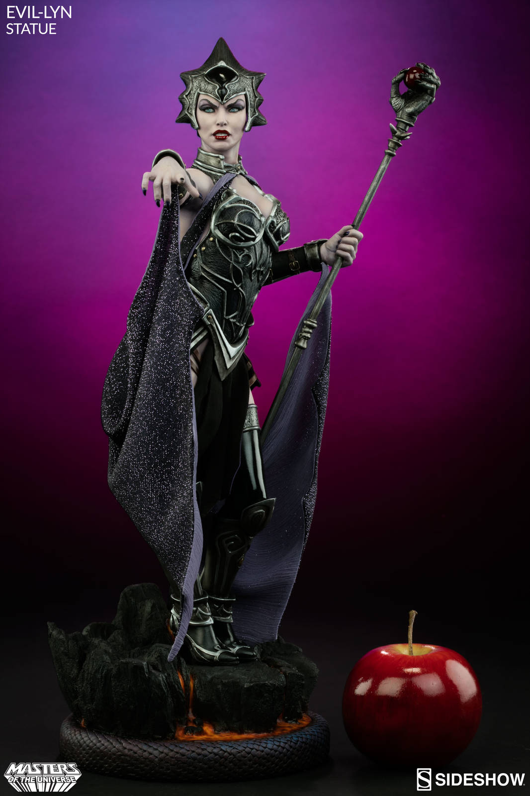 Masters of the Universe - Evil Lyn 21" Statue