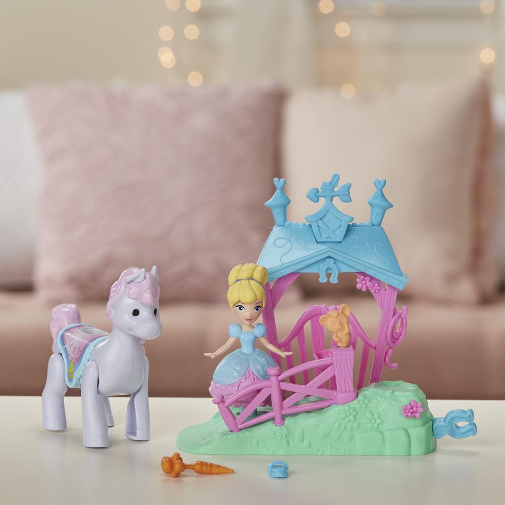 Pony Ride Stable - Magical Movers Playset image