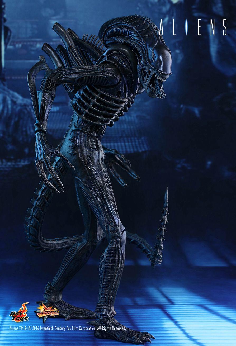 Alien Warrior - 13" Articulated Figure image