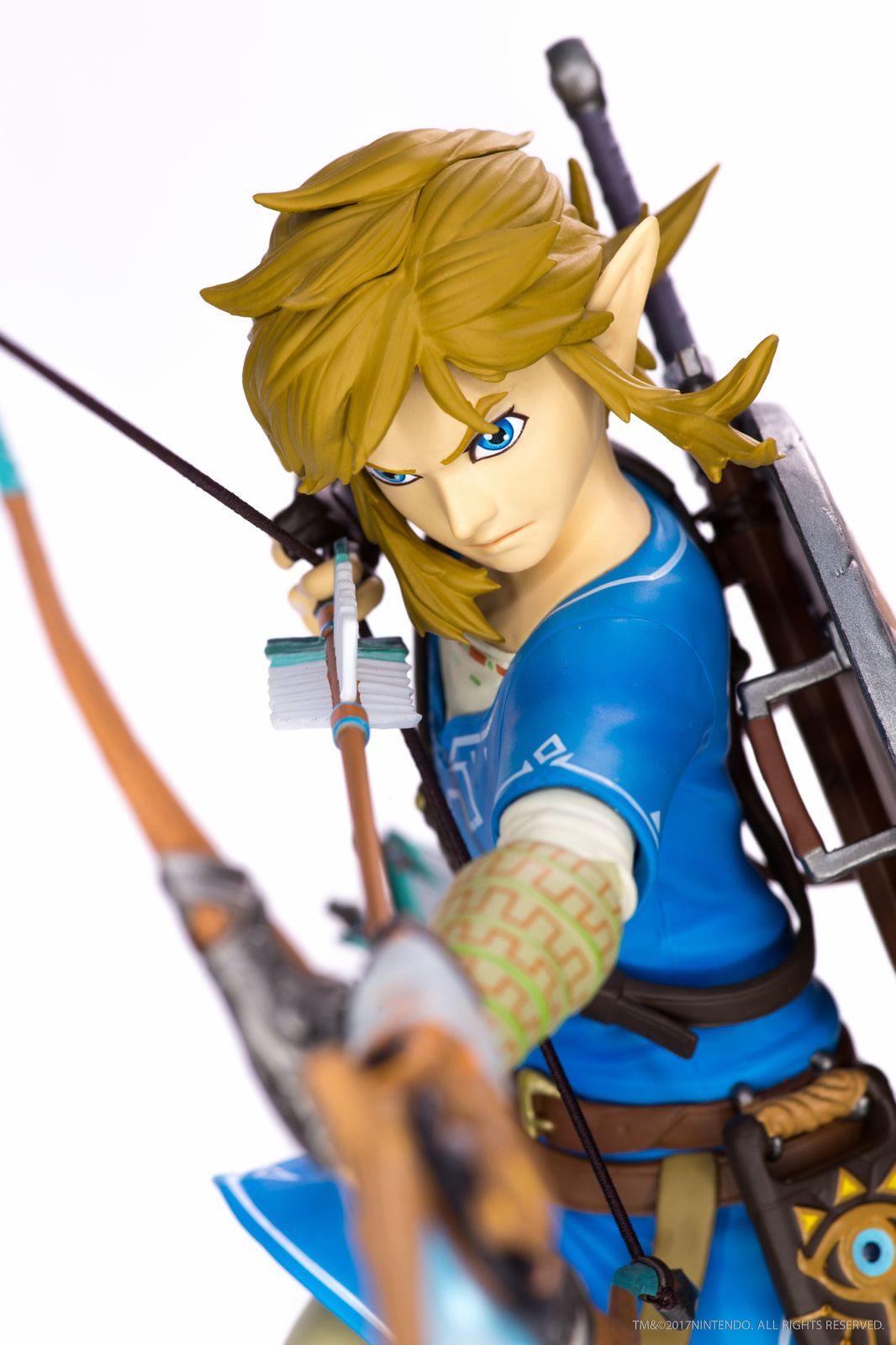 Legend of Zelda: Breath of the Wild - 10" Link PVC Statue image
