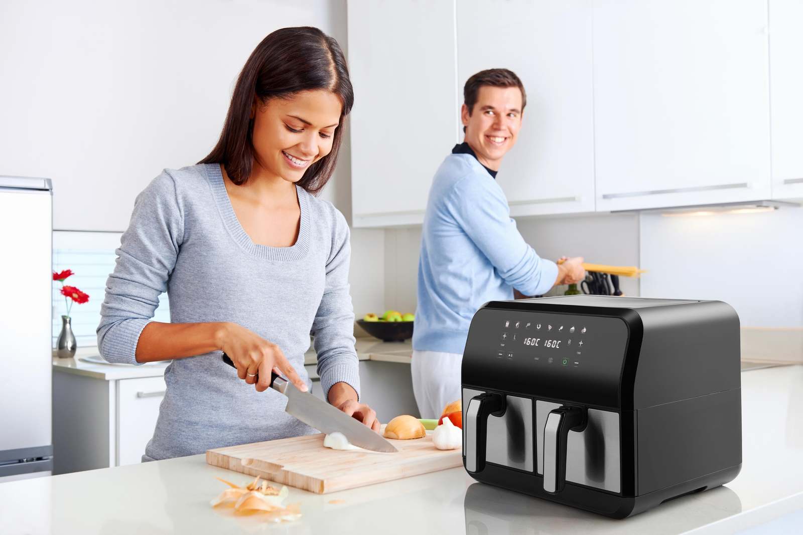 Buy Kogan 8L 1700W Dual Zone Air Fryer Oven at Mighty Ape NZ
