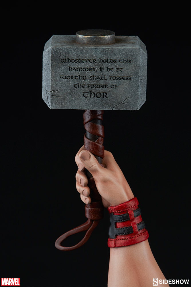 Marvel: Thor "Avengers Assemble" - 25.5" Statue image