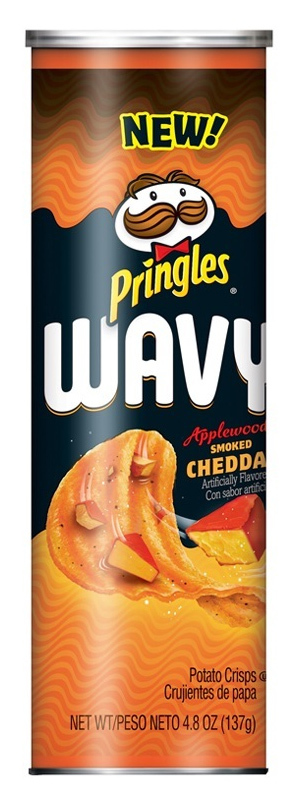 Pringles Wavy - Applewood Smoked Cheddar 137g image