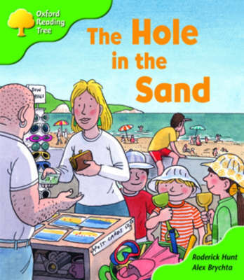 Oxford Reading Tree: Stage 2: First Phonics: the Hole in the Sand by Roderick Hunt image