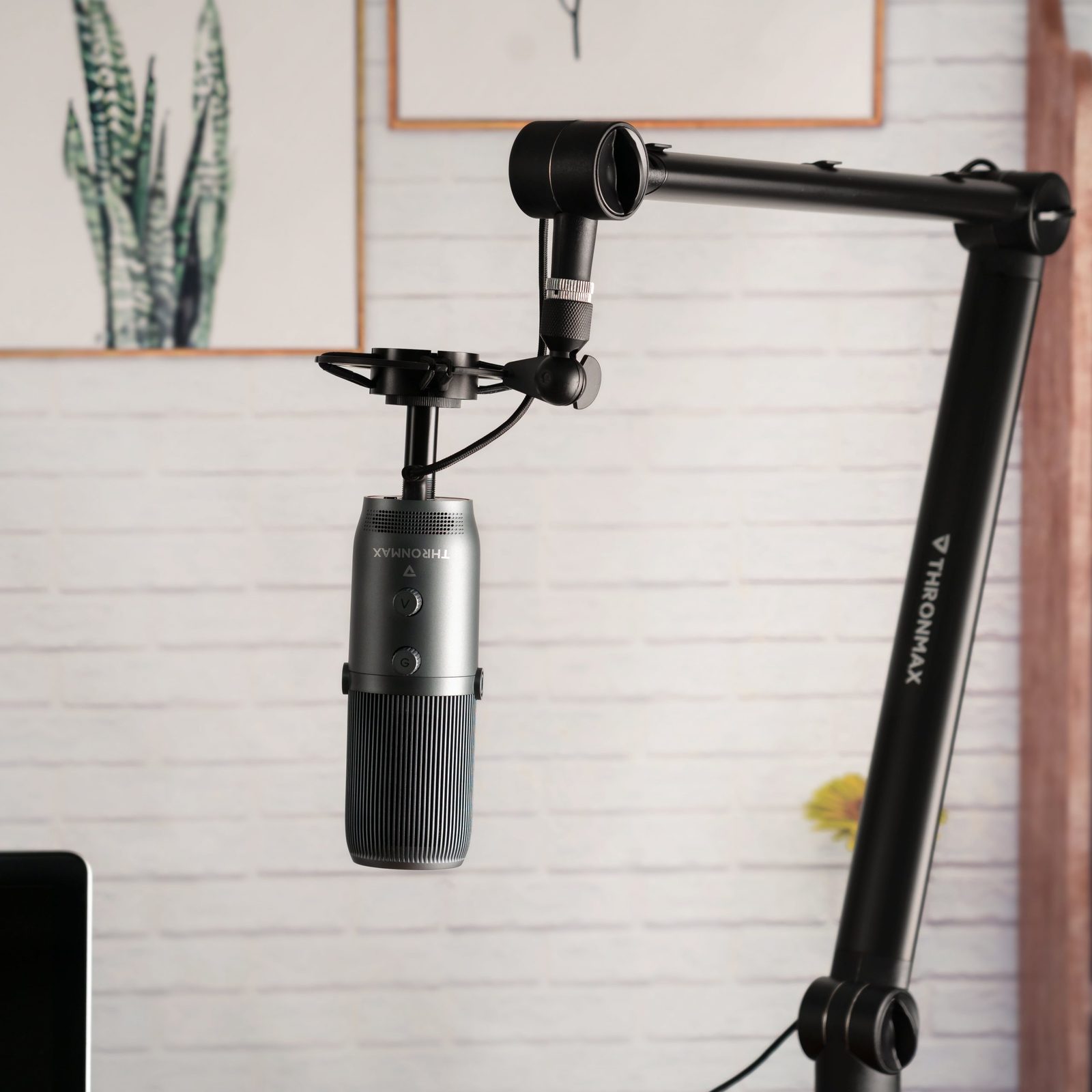 Thronmax ZOOM Microphone Stand PC InStock Buy Now at Mighty Ape NZ