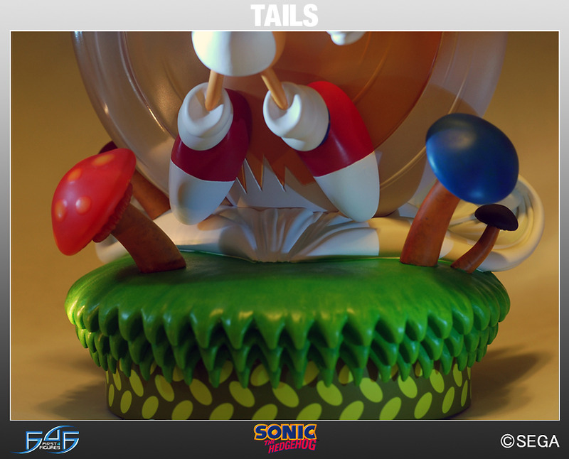 Sonic the Hedgehog 12" Statue - Tails the Fox (Limited Ed. 1500!) image