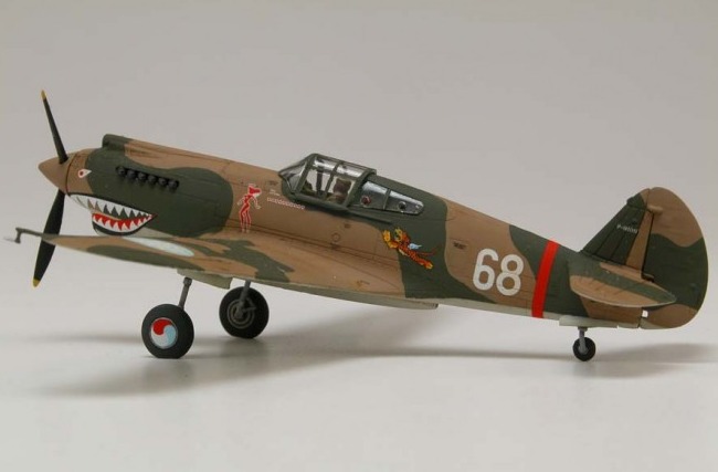 Airfix Curtiss P-40B