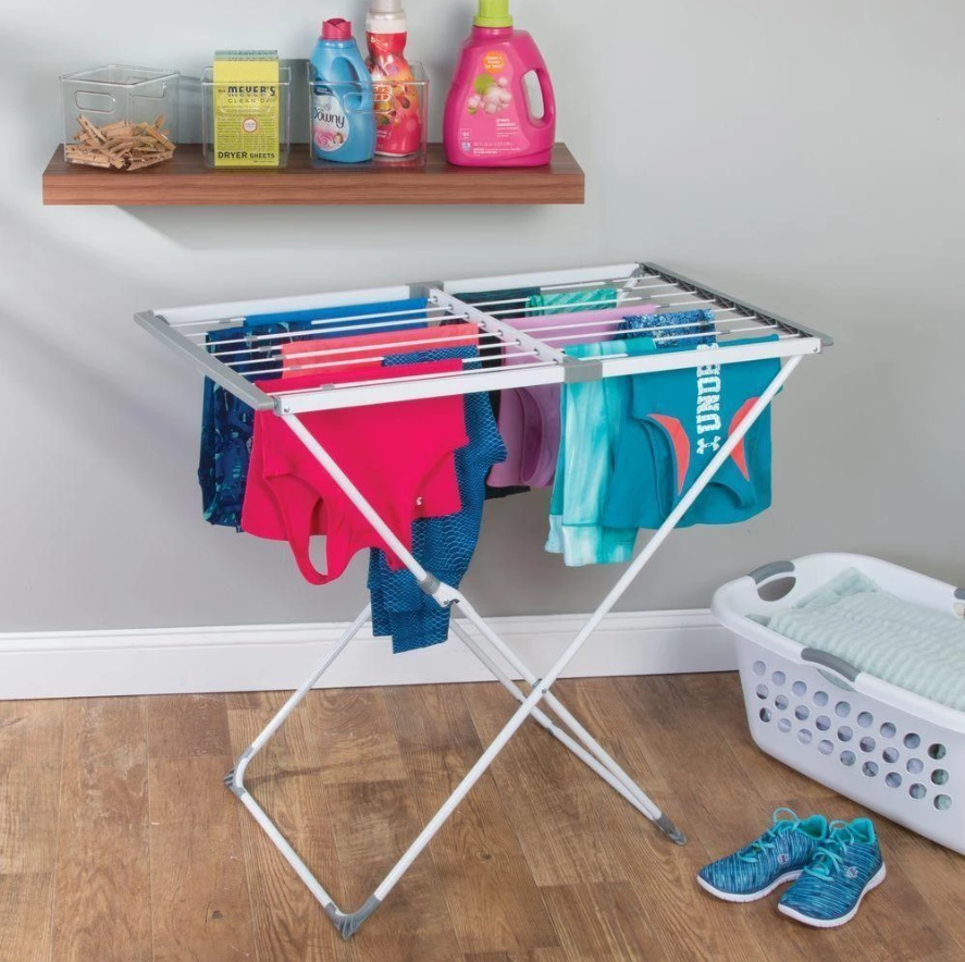 InterDesign Brezio Expandable Shelf Clothes Airer at Mighty Ape NZ