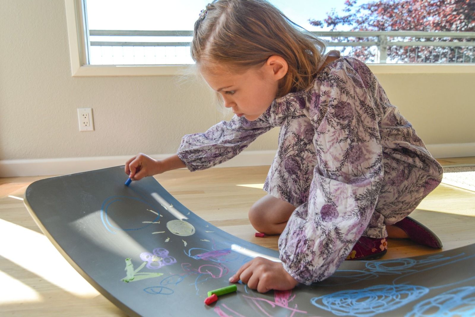 Kinderfeet: Kinderboard - Multi-Purpose Toy (Chalkboard) image
