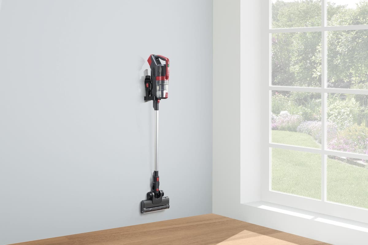 Kogan: C7 Cordless Stick Vacuum Cleaner