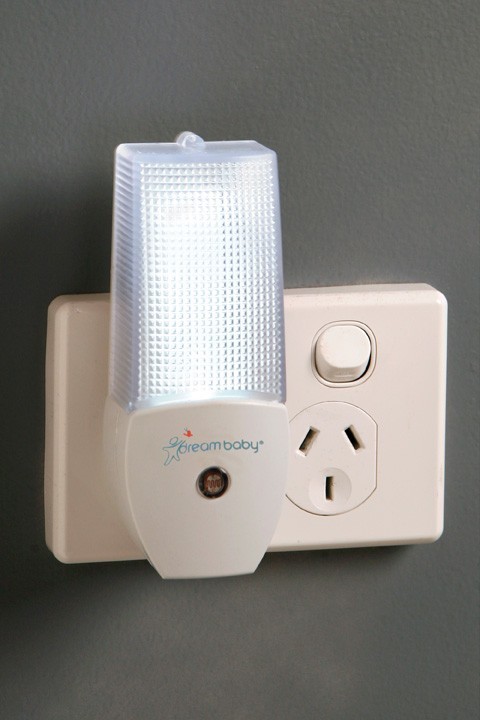 Dreambaby Auto-Sensor LED Night Light image