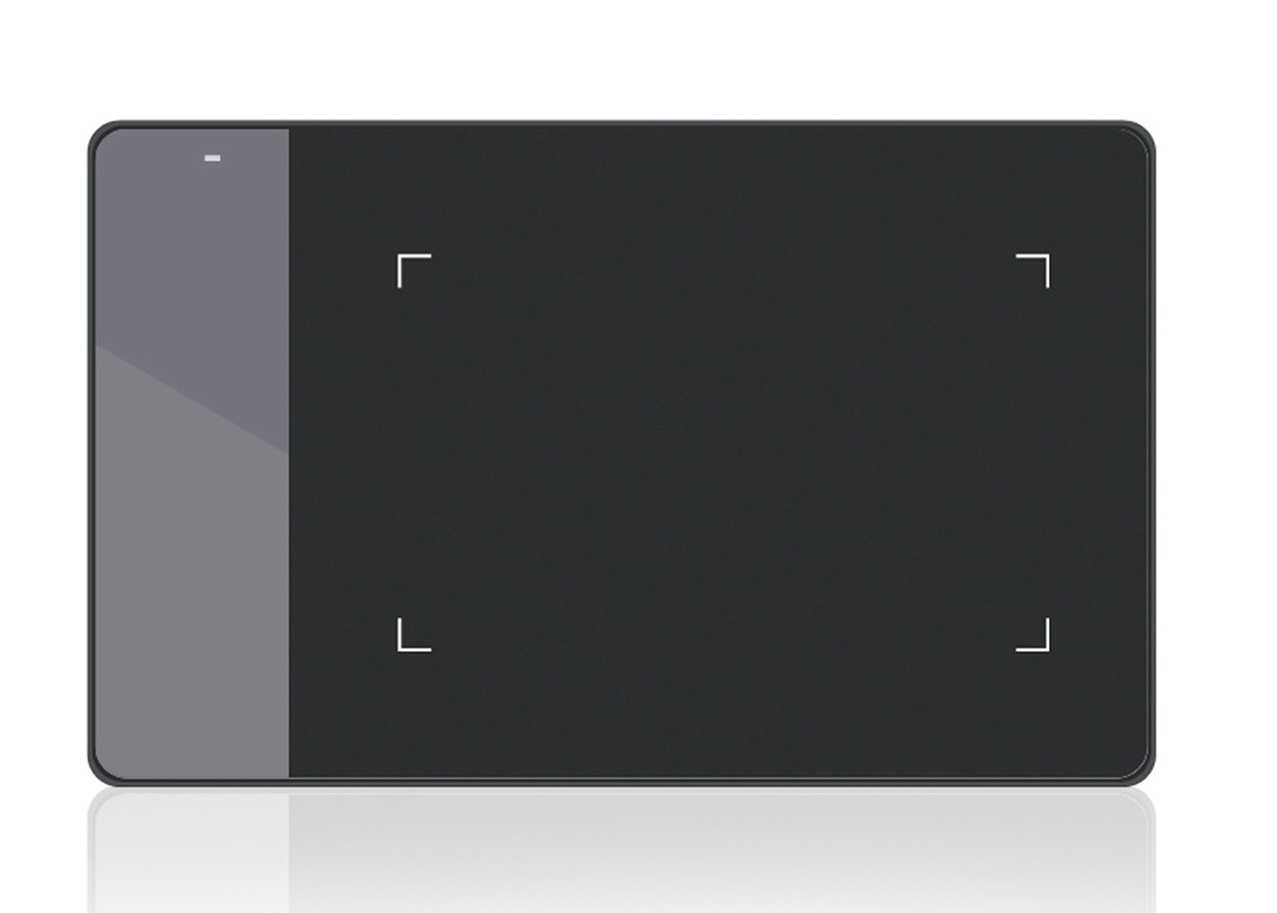 Huion H420 Graphic Tablet with Wireless Pen at Mighty Ape NZ