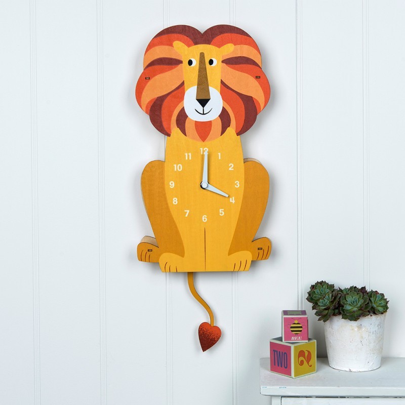 Wall Clock Lion at Mighty Ape NZ