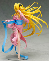 To Love-Ru Darkness: Golden Darkness Yukata Ver. PVC Figure