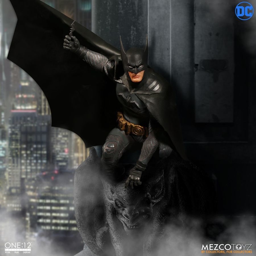 DC Comics: Ascending Knight Batman - One:12 Collective Action Figure