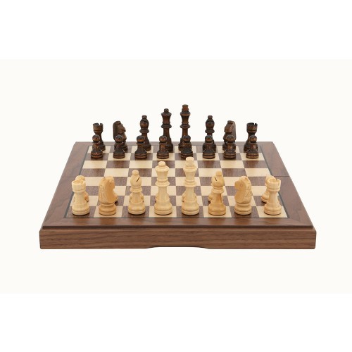 Dal Rossi: Walnut Chess Set