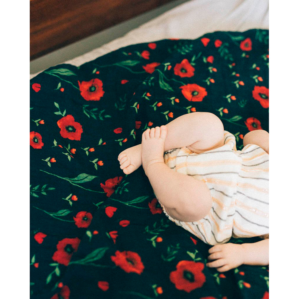 Little Unicorn: Cotton Muslin Swaddle - Dark Summer Poppy (Single) image