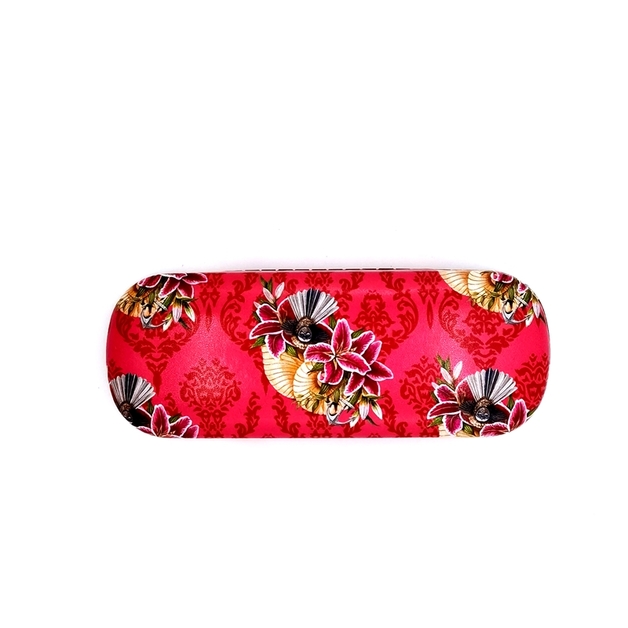 Fantail Glasses Case with Cloth at Mighty Ape NZ