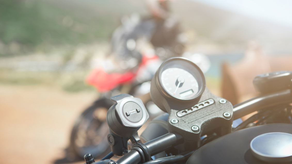 TomTom Bike Mounting Kit + RAM Mount at Mighty Ape NZ