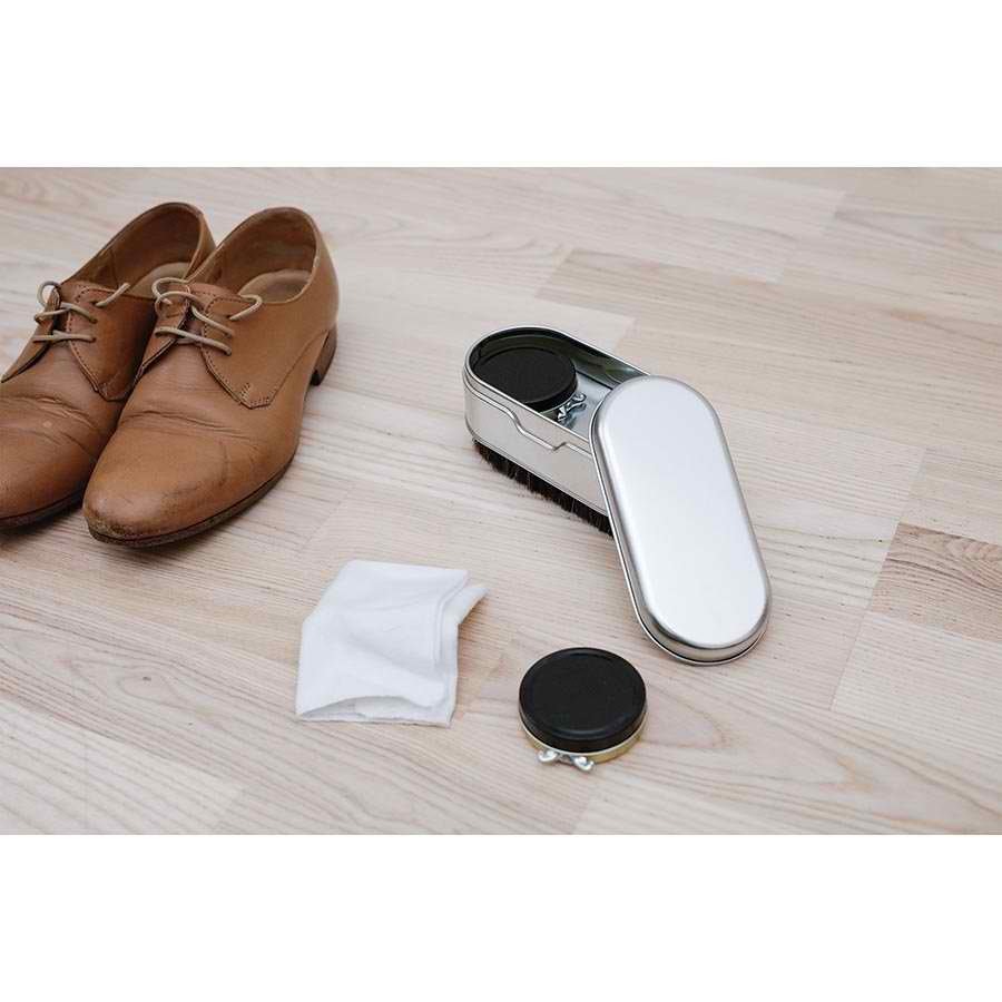 Deluxe Shoe Shine Kit image