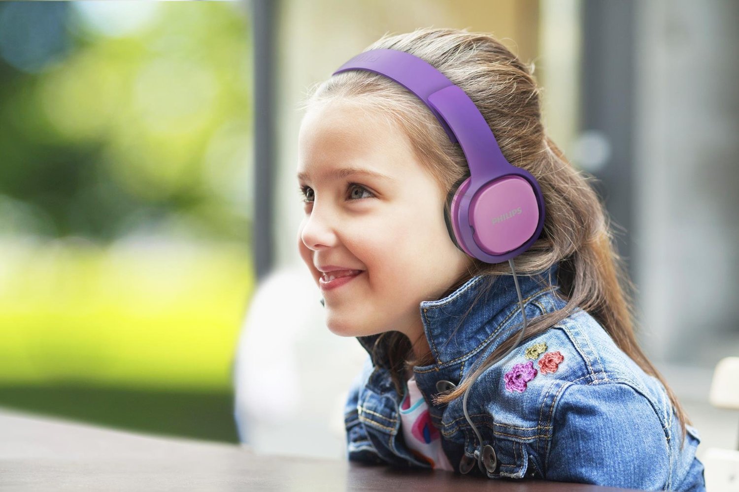 Philips On Ear Kids Headband Headphones Pink at Mighty Ape NZ