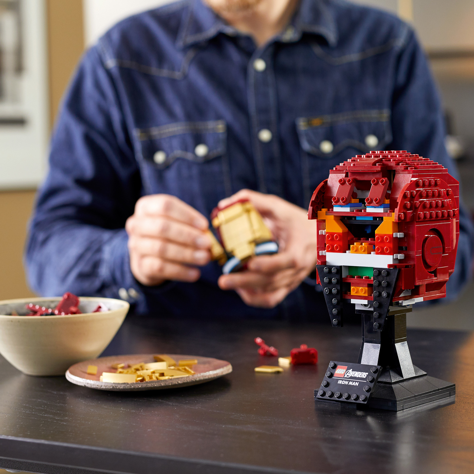 LEGO Marvel: Iron-Man Helmet (76165) image