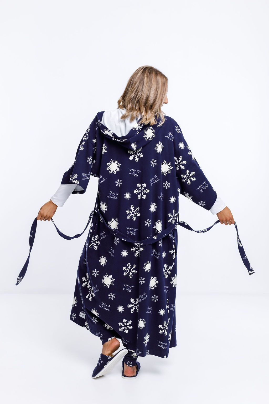 Hooded Robe Snowflake Print (One Size Fits Most) Women's at