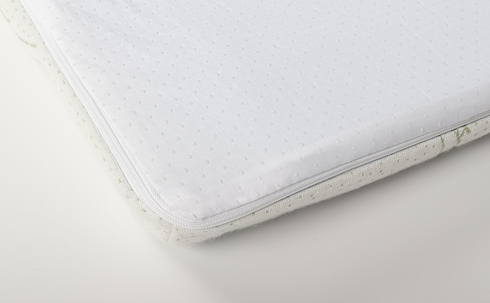 Fraser Country 7 Zone Gel Infused Memory Foam Mattress Topper – NZ Super King, AUS King (5cm Thick) image