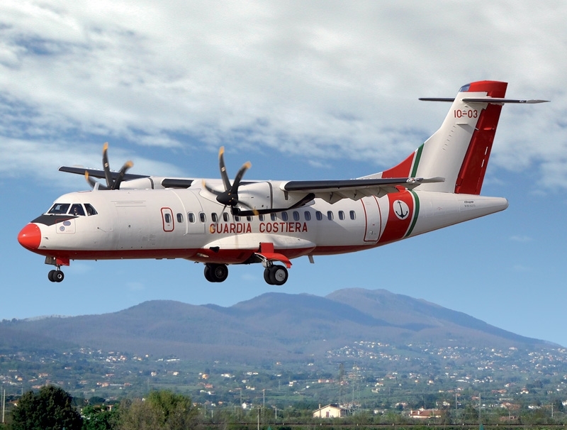 Italeri: 1/144 ATR 42-500 - Model Kit image