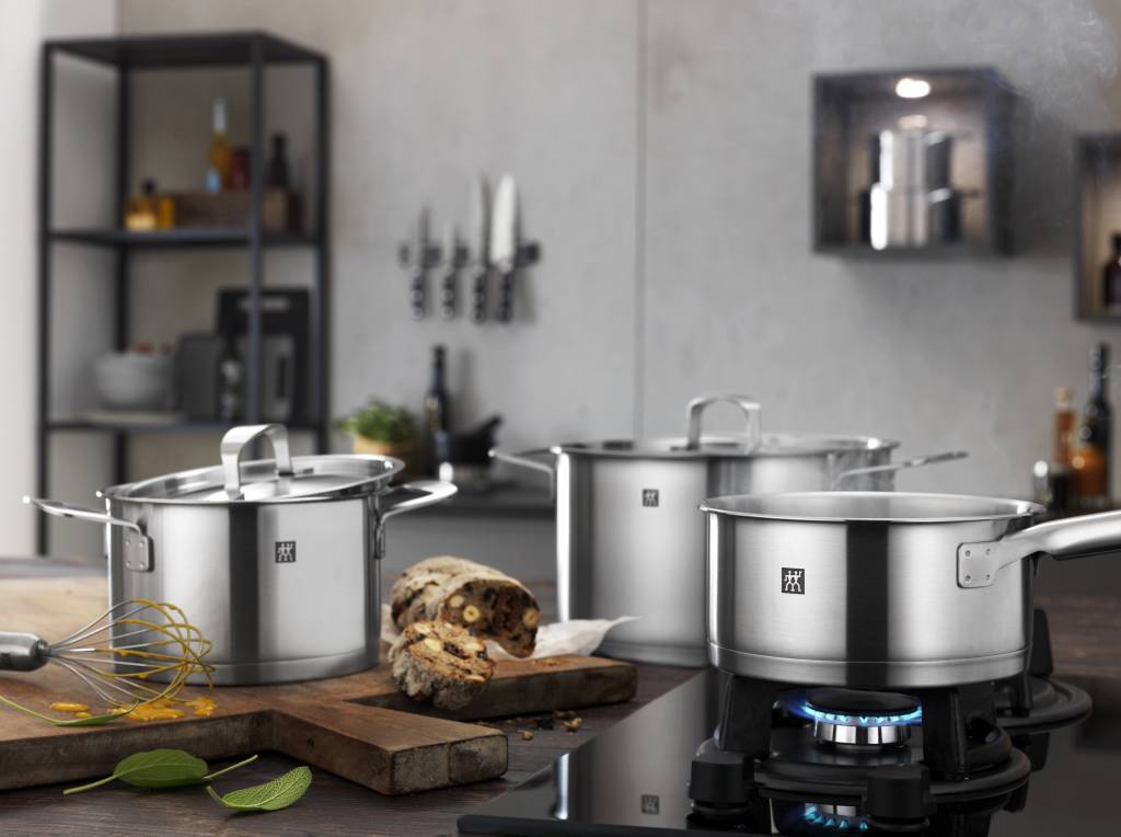 Zwilling Cookware 5pc Saucepan Set at Mighty Ape NZ