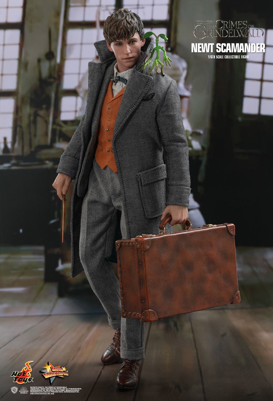 Newt Scamander - 12" Articulated Figure image