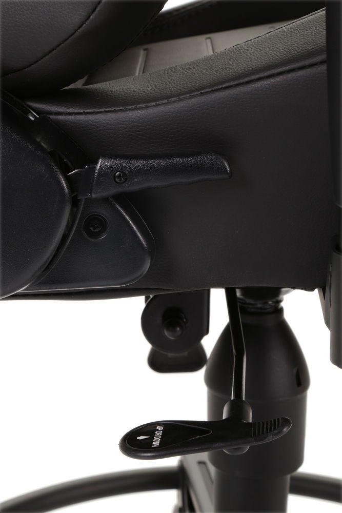 Playseat L33T Gaming Chair - Black for image