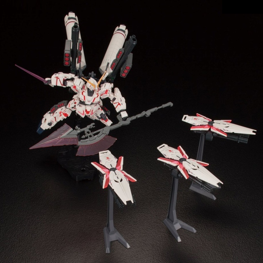 HGUC 1/144 FA Unicorn Gundam (Red Destroy Mode) - Model Kit image