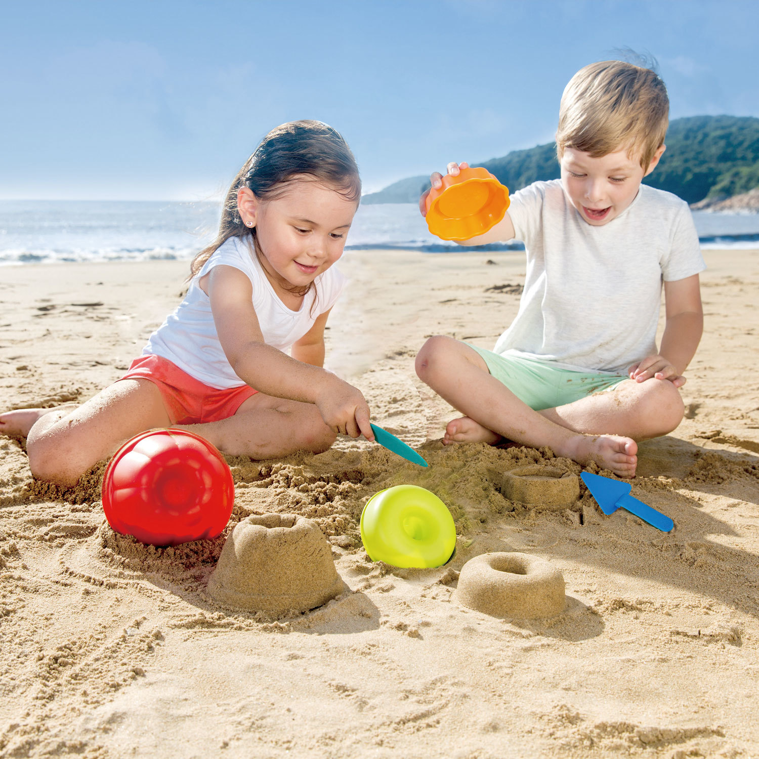 Baker's Trio - Beach Playset image