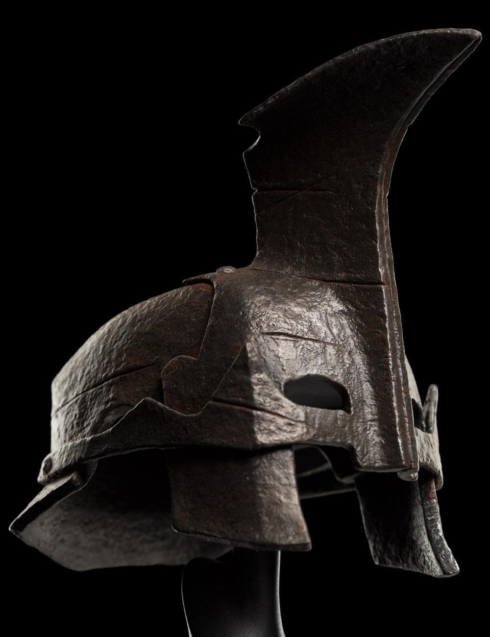 The Hobbit: Gundabad Orc Helm - by Weta image