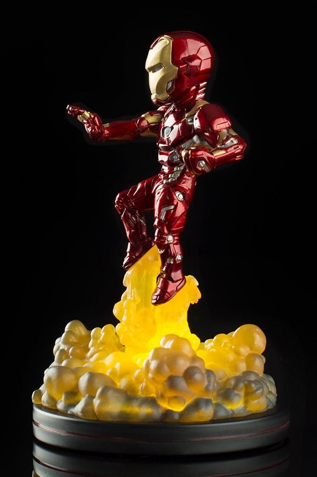 Marvel - Iron Man (Light-Up) - Q-Fig FX Diorama image