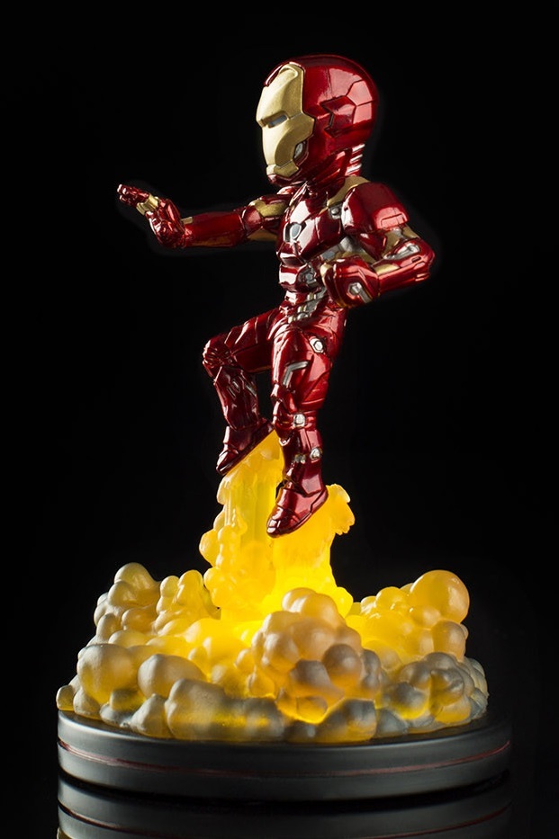 Marvel - Iron Man (Light-Up) - Q-Fig FX Diorama