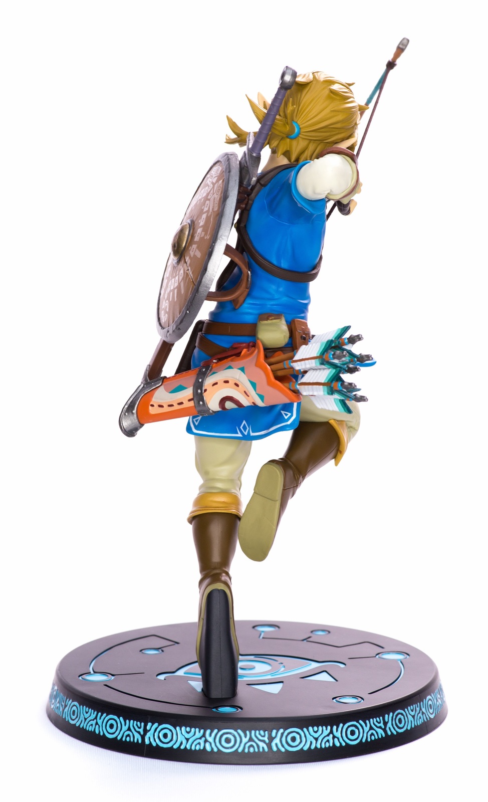 Legend of Zelda: Breath of the Wild - 10" Link PVC Statue image