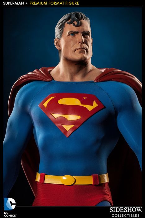 Superman Premium Format Figure